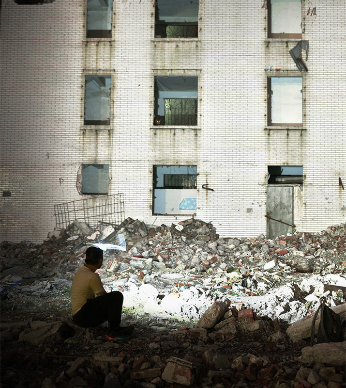 Laia valgusvihuga, tugeva võimsusega COB LED-esituli USB-laetav esilatern kaasaskantav esilamp Sisseehitatud akuga esituli