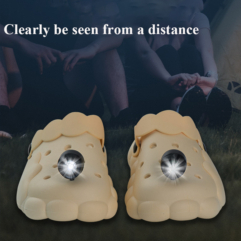 2 vnt priekiniai žibintai, skirti Croc lengviems vandeniui atspariems batams Šviesos žavesiai šviečia 72 valandas tamsoje, vedžioti šunis, patogiam stovyklavimui