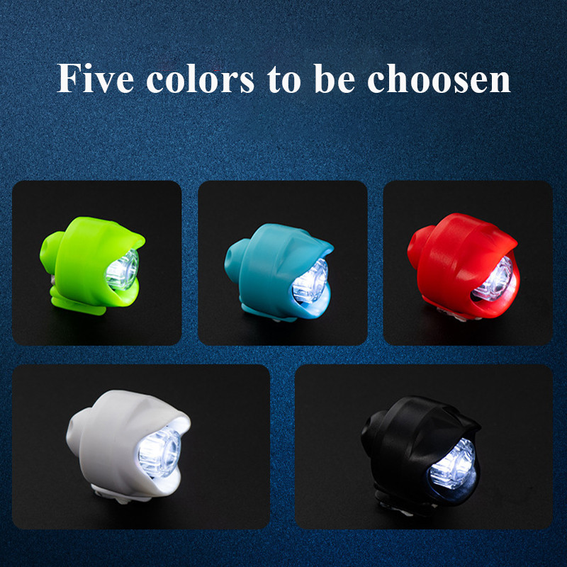 2 vnt priekiniai žibintai, skirti Croc lengviems vandeniui atspariems batams Šviesos žavesiai šviečia 72 valandas tamsoje, vedžioti šunis, patogiam stovyklavimui