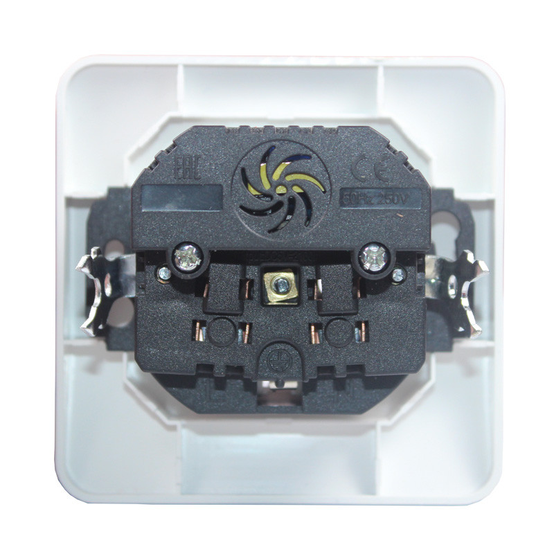 Naujas USB sieninis lizdas telefono įkrovimui Nemokamas pristatymas Dvigubas USB prievadas 5V 2A TDM EKF IEK Universalus B001 Izraelio sieninis lizdas 2021 m.