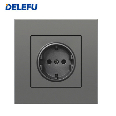 Német EU aljzat fali típusú dupla USB mobiltelefon tápcsatlakozó 2,1 A háztartási szoba aljzat AC 110 V 250 V 16 A 86 mm-es arany aljzat