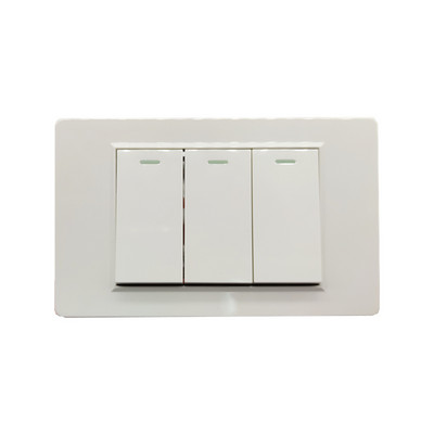 118 mm biela PC zásuvka s 2 USB portami, štandardná pre domácnosti, 16 A, 2-otvorová, s bielym PC panelom, samozhášacím panelom, kombináciou 2 USB portov