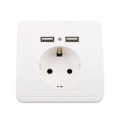 USB napájacia zásuvka s dvojitým USB portom a zástrčkou EÚ pre domácu nabíjačku do steny