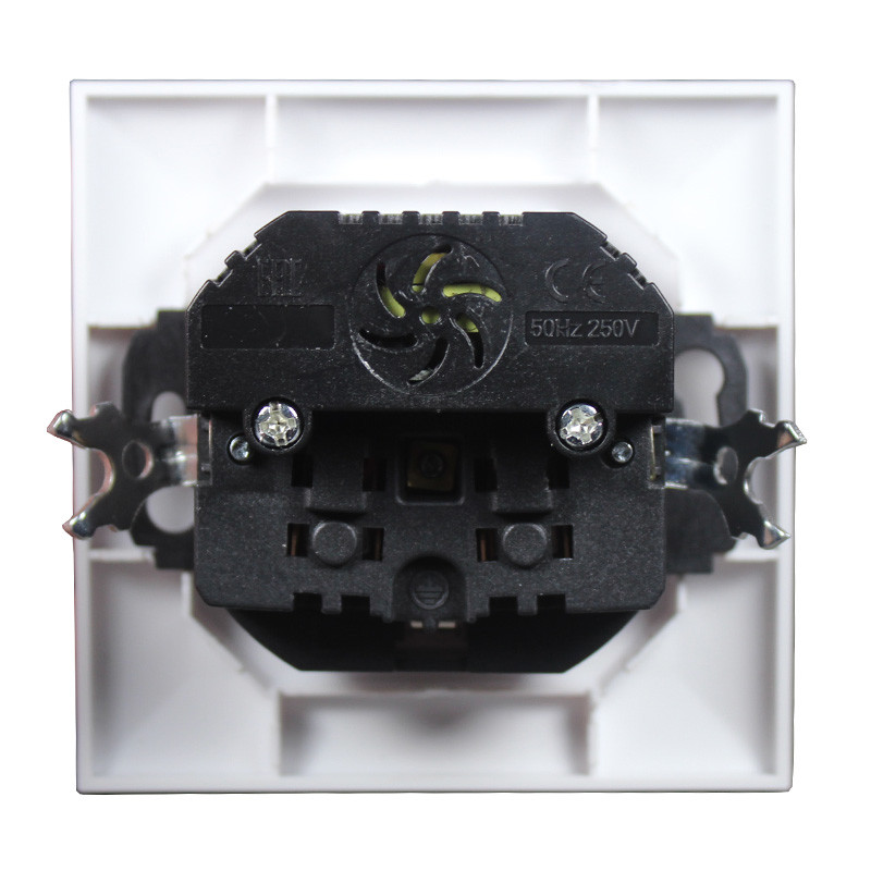 USB nabíjačka do zásuvky Doprava zdarma Dvojitý USB port 5V 2A USB nabíjačky do zásuvky vysoko kvalitná biela farba VM-01