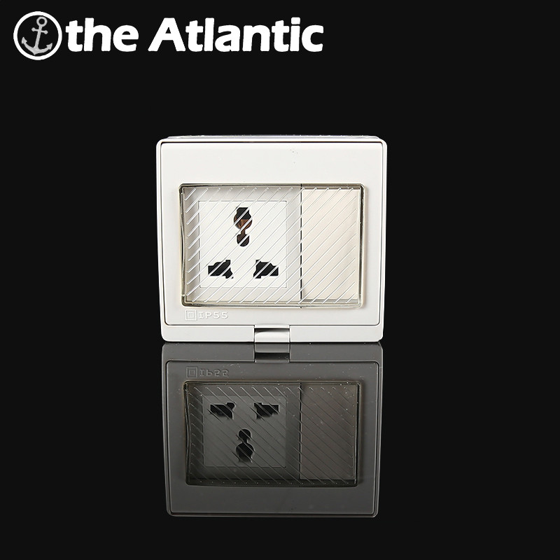 IP55 Vodotesná prachotesná vonkajšia vonkajšia nástenná zásuvka s krytom 110 ~ 250 V Univerzálna zásuvka