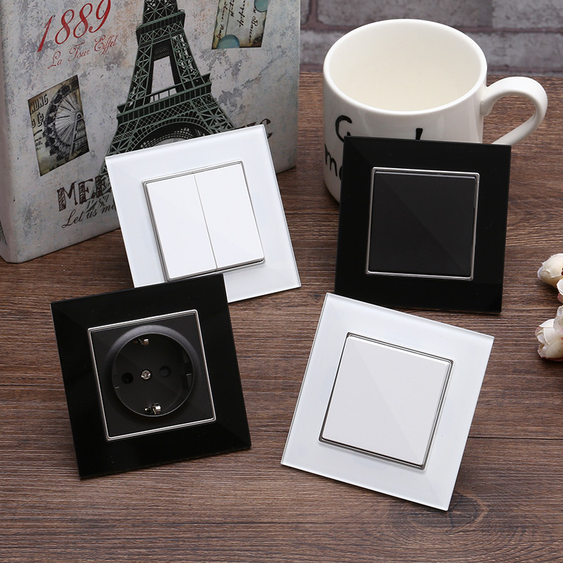 Zásuvka EÚ s pazúrmi, nástenná podložka z tvrdeného čierneho skla Schuko, európsky štandard, nástenná zásuvka s upevňovacím klipom Haken