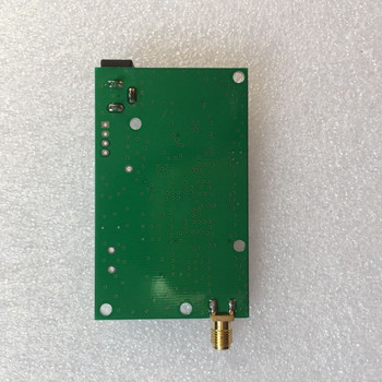 DC 12V 0,3A Πηγή εμπλοκής θορύβου Simple Spectrum Εξωτερική γεννήτρια Παρακολούθηση SMA Source Case Tracking Signal Generator