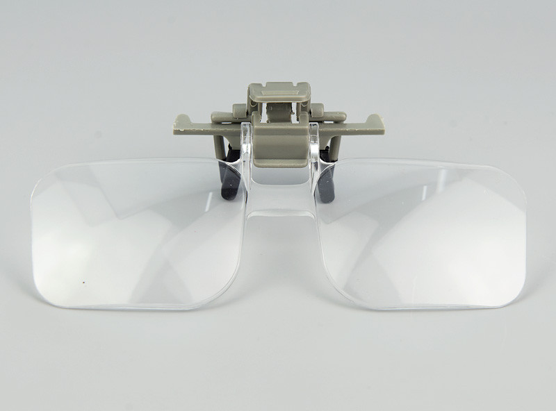 Palielināmās brilles Presbiopijas saspraude uz Paceļamām brillēm 2x Palielināmais Lupas lasīšanai Maza Druka Pastmarku Kolekcionēšanai