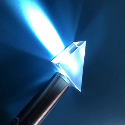 25 * 25 * 25 mm optiniai lygiašonių stačiakampių triprizmų eksperimentai, skirti vaivorykštės stiklui K9