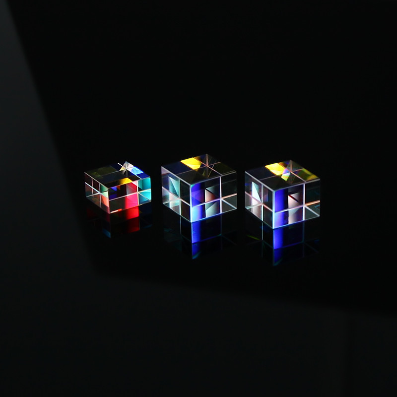 Dovana „Suncatcher Light“: trispalvis šviesos kubas, spalvota prizmė, saulės spindulių dekompresija, K9 krištolinis stiklas