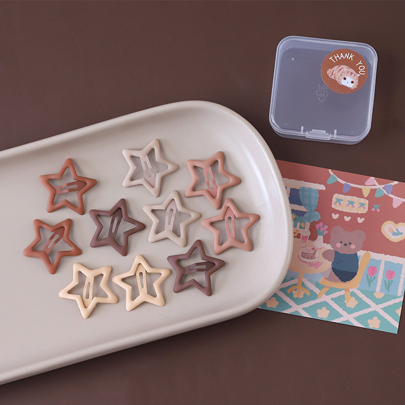 10 gab. Matētas vienkāršības matu sprādzes meitenēm Zvaigzne ovāls trīsstūris kvadrātveida matu sprādzes bērniem Snap matu sprādzes Matu sprādzes Click Clack