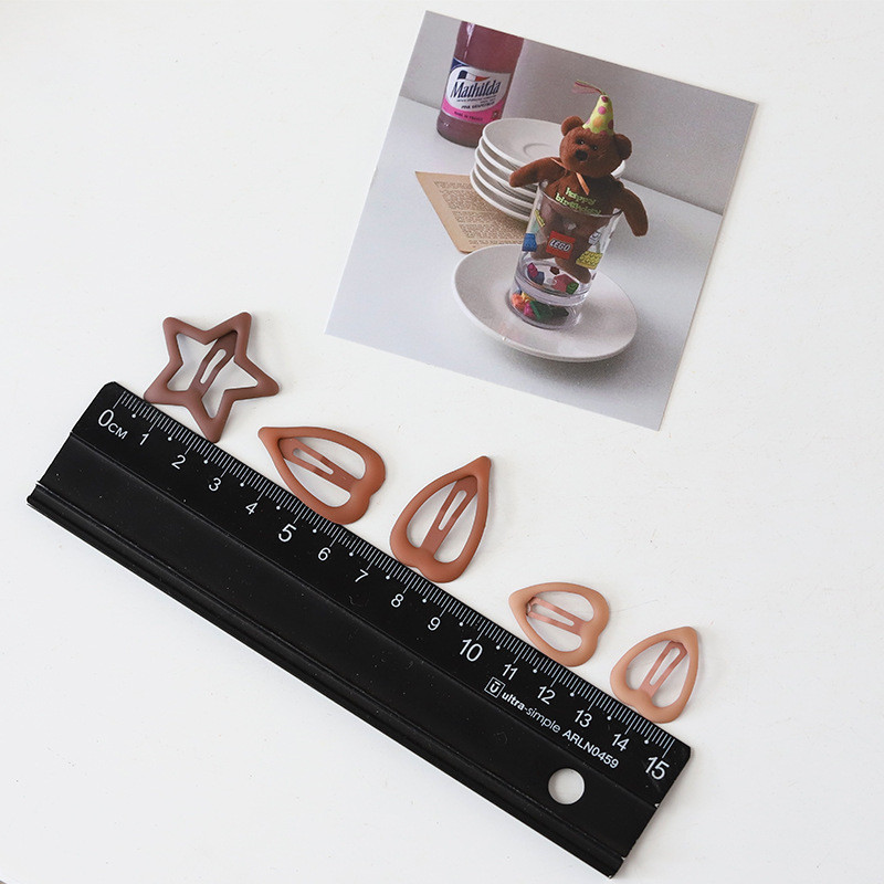 10 gab. Matētas vienkāršības matu sprādzes meitenēm Zvaigzne ovāls trīsstūris kvadrātveida matu sprādzes bērniem Snap matu sprādzes Matu sprādzes Click Clack