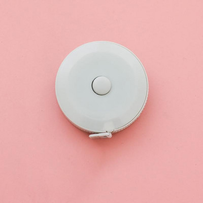 Automātiskās teleskopiskās mērlentes korpusa mērlentes šūšanas lineāls Centimetra lentes ķermeņa mērītāja elastīgajiem mērlentes mērinstrumentiem