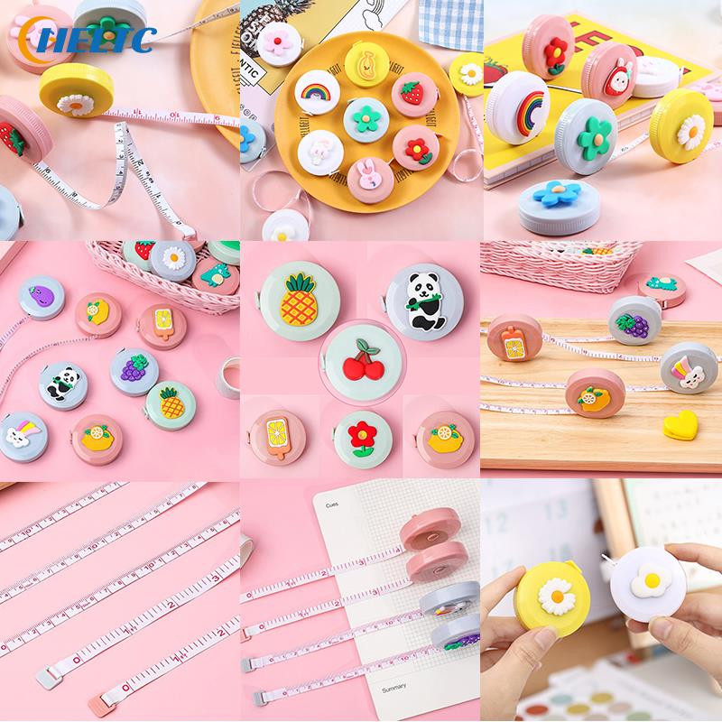 1,5 m prenosné zaťahovacie pravítko s mini zvieratami, ovocím a zeleninou, vzorom, detskou výškou, centimetrom a palcom na meranie tela