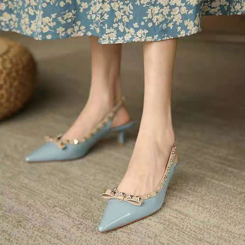 Slingback Nyári Új magassarkú cipők All-Match női pumpák Dekoráció Szegecsek Szexi hegyes sekély szájú Zapatos De Vestir Mujer