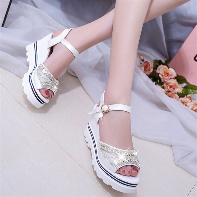 Nova platforma na klinu s ženskim sandalama Kopča s ribljim ustima s platformom s ravnim dnom Vodootporna platforma s debelim dnom Ženske cipele