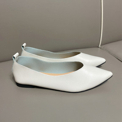 33 Suvised lamedad jalatsid terava varbaga, nahast naiste jalatsid, pehmed retro-teravad madala suuga naiste tööjalatsid, suur suurus 44 45