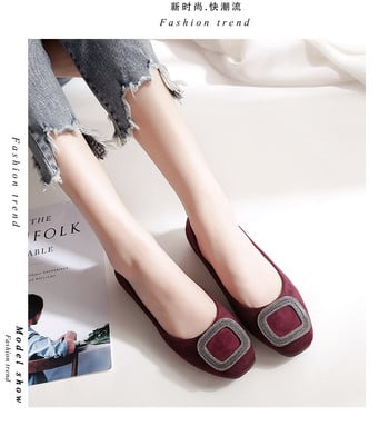 Lady Ballet Flat Παπούτσια Γυναικεία Flat Heel Παπούτσια Τετράγωνη κεφαλή Flock Δερμάτινη μεταλλική διακόσμηση Slip Παπούτσια Lolita Zapatos De Mujer Flats