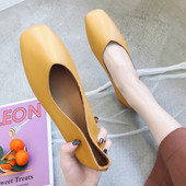 Moteriški vienodi batai, moteriški 2023 m. pavasario viskas didelio dydžio madingi kvadratiniai batai su kaušeliu