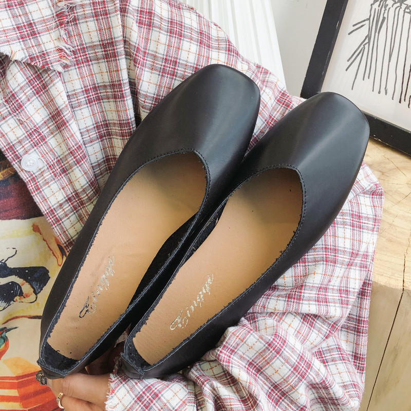 Moteriški vienodi batai, moteriški 2023 m. pavasario viskas didelio dydžio madingi kvadratiniai batai su kaušeliu