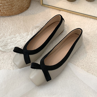 Naiste ruudukujulised varvaste libisemine tasapinnalistel kingadel Naiste jalavarbad X balletikorrused Mugavad paadikingad Kevad-sügis Zapatos Mujer 9662N