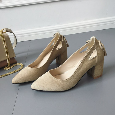 Kvaliteetsed naiste pumbad, puhast värvi, ruudukujulised kõrged kontsad, 6 cm, mood must nahast madalad pulmakingad Naine, suur suurus 44