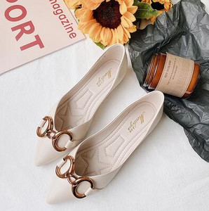 Koreai változat Sekély női cipők tavaszi/nyári új retro fém csatos hegyes orrú lapos cipők Női Zapatos De Mujer naplopók