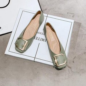 Pantofi plati pentru femei, primăvară/toamnă 2023, pantofi de lucru din piele moale, coreeană, cu cataramă metalică, pantofi cu slip-on, pantofi de barcă de dimensiuni mari.