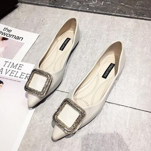 Platformă metalică cu nasturi pătrați pantofi pentru femei, piele moale, cu temperament, pantofi plat pentru femei, cu vârf ascuțit, pantofi cu barcă retro, cu toc scăzut