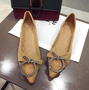 Korėjietiška versija Retro metalo apdaila Didelis dydis 44 45 Moteriški batai Pavasario/rudens smailia nosimi Plokšti Batai Moteriški sekli valties batai