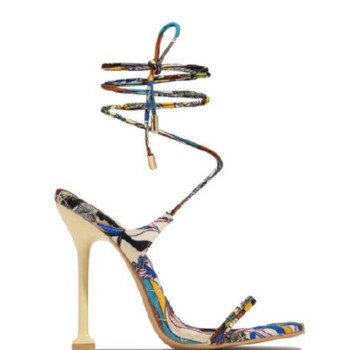 2022 Лято Нова мода щипка тясна лента Дамски гладиаторски сандали обувки Дамски квадратни отворени пръсти с катарама на глезена Стилетни токчета