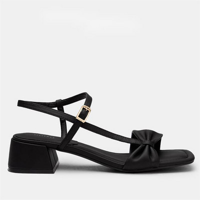 2022. g. sieviešu sandales Vasaras kvadrātveida purngals, biezs, vidējs papēdis, muguras siksna Bukle Sieviešu apavi Modes Solīdi Brīvā laika īsi Sieviešu apavi