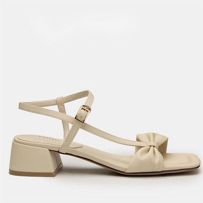 2022. g. sieviešu sandales Vasaras kvadrātveida purngals, biezs, vidējs papēdis, muguras siksna Bukle Sieviešu apavi Modes Solīdi Brīvā laika īsi Sieviešu apavi