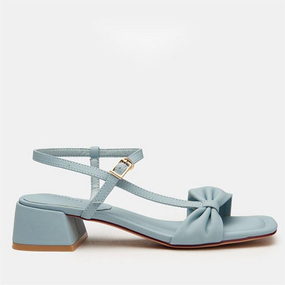 2022. g. sieviešu sandales Vasaras kvadrātveida purngals, biezs, vidējs papēdis, muguras siksna Bukle Sieviešu apavi Modes Solīdi Brīvā laika īsi Sieviešu apavi