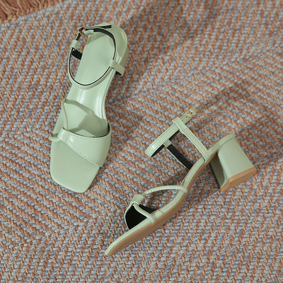 Sieviešu sandales 2023. g. sieviešu, vidēja izmēra, bloka papēžu kurpes, sieviešu apavi vasaras meitenēm, jauni, vidēji moderni, kupli, augsta komforta retro bēšs