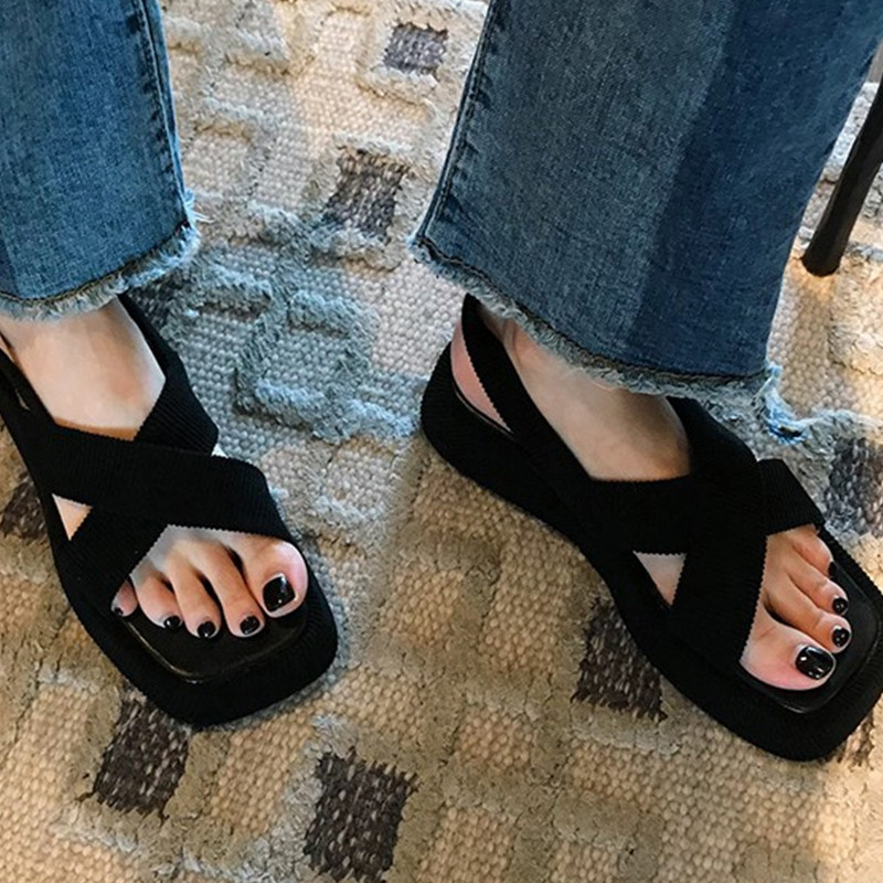 Uus trend, vabaaja platvorm, lamedad sandaalid kingad Naiste mood, suvi 2023 Disainer Mugavad seljad jalutuskärud, naisterahvas