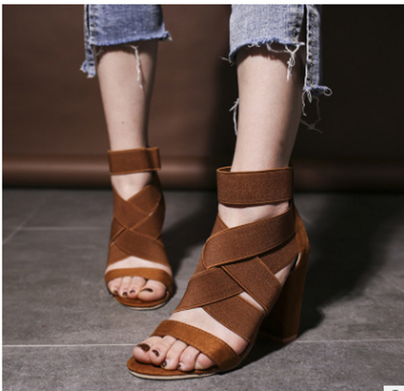 Jauna stila modes dāmu vasaras seksīgas augstpapēžu kurpes ballītēm Sieviešu augstpapēžu kurpes, biezas ar sieviešu augstpapēžu sandales