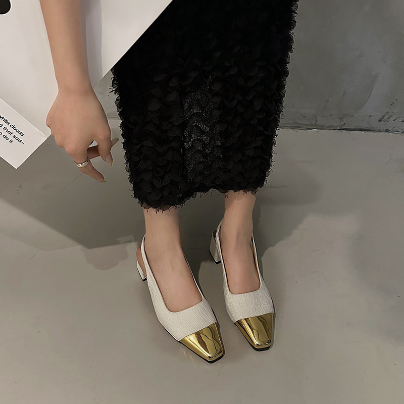 Női Slingbacks Arany orrú szandál Patchwork szivattyúk magassarkú vegyes színű slip a szandálon Nyár Új Designer Cipők Női 1392N