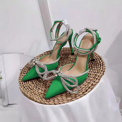 2023. g. Jauni sieviešu apavi ar smailiem purngaliem, sekla, rozā rombveida kurpes sievietēm ar zemu papēžu muguru ar siksnām