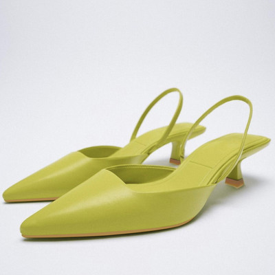 2023. g. Jauni sieviešu apavi ar smailiem purngaliem, sekla, rozā rombveida kurpes sievietēm ar zemu papēžu muguru ar siksnām