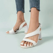 2023-as divatos női nyári szabadalmaztatott szandálok szexi nyitott orrú halszáj magassarkú női participő női papucs