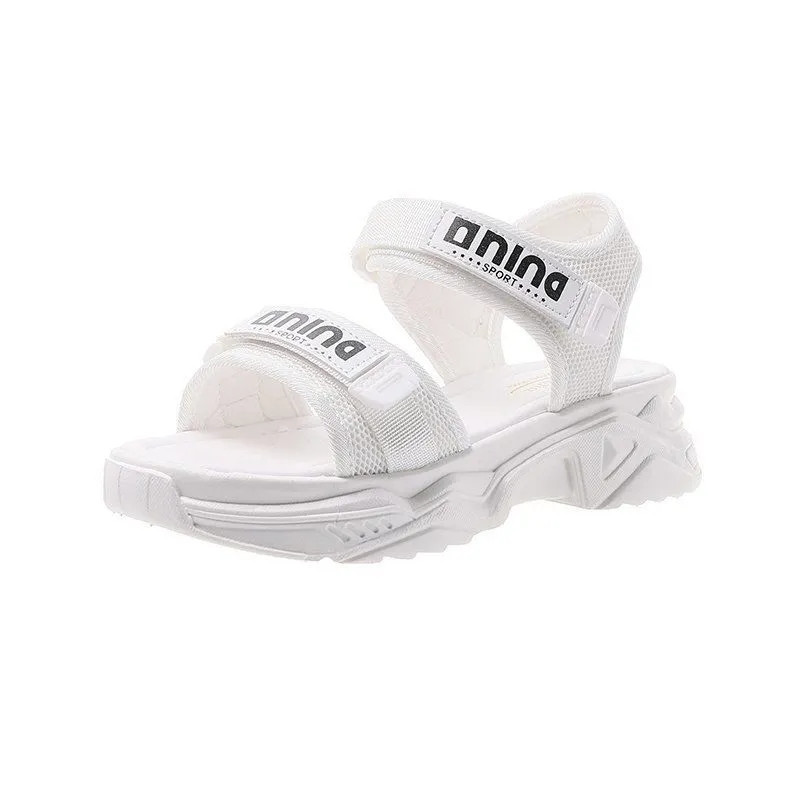 2022 m. vasara Nauji atviri, kvėpuojantys sportiniai sandalai, moteriškos platformos, paaukštinantys laisvalaikio batai Tvirti plokšti neslystantys sandalai moterims