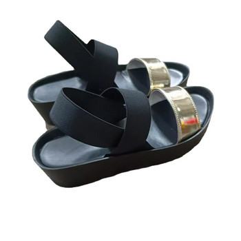 Летни сандали Дамски обувки на среден ток Нова тенденция 2023 г. Ежедневни джапанки Плажни чехли Модни обувки за ходене на танкетка Mujer Пързалки