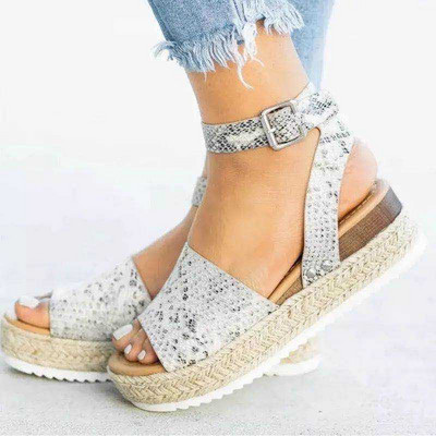 Soe sooduspakkumine Suvised naiste sandaalid Kiilud Kingad Naistele Sandaalid Suvekingad Flip Flop Chaussures Femme Platvorm Sandaalid Suures suuruses