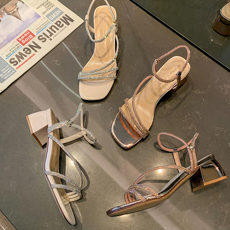 Pantofi cu toc mijlociu de cristal Sandale pentru femei 2023 Noua petrecere de vară Pantofi grosi Pantofi de modă pantofi papuci sexy Rochie șlapi de damă