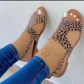 2023. aasta suvi uue moe naiste sandaalid Leopard Avatud varbaga Rooma sandaalid naistele Lameda pandlaga Gladiaatori sandaalid Zapatos