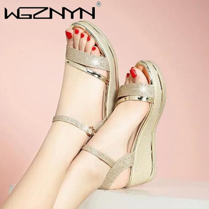 Σανδάλια Γυναικεία Νέα ψηλοτάκουνα επώνυμα παπούτσια Πολυτελή γυναικεία σανδάλια Νεωτερισμοί 2022 πόρπη στρας παχιά με χρυσό στόμα ψαριού