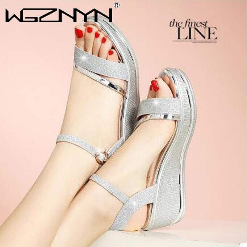 Σανδάλια Γυναικεία Νέα ψηλοτάκουνα επώνυμα παπούτσια Πολυτελή γυναικεία σανδάλια Νεωτερισμοί 2022 πόρπη στρας παχιά με χρυσό στόμα ψαριού