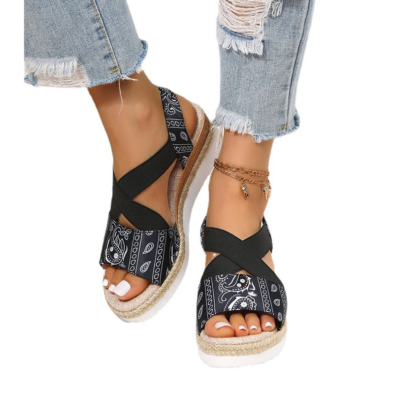 Sieviešu sandales ar apaļu purngalu, biezu zoli