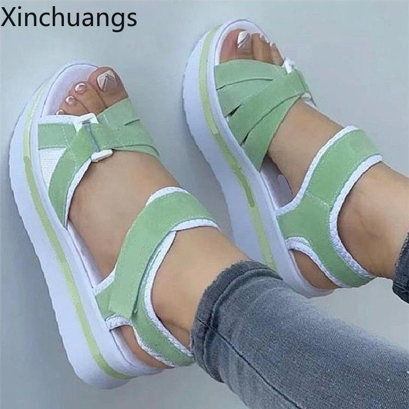 Sieviešu pastaigu apavi ar atvērtu purngalu ar biezu apakšu Sieviešu elpojošas sandales ar platformu Viegli apavi